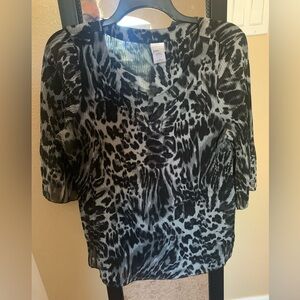 Just My Size Black and Gray Patterned Blouse